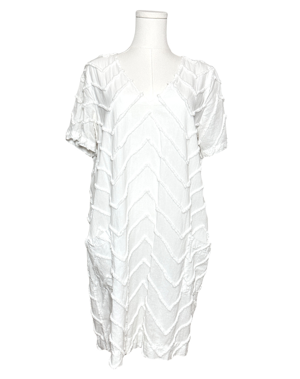 Porridge Cotton Textured V Neck Lined Short Sleeve Shift Dress Pockets Medium